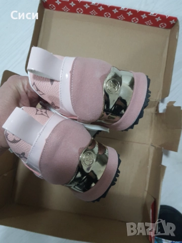Louis Vuitton маратонки, снимка 4 - Маратонки - 52876519