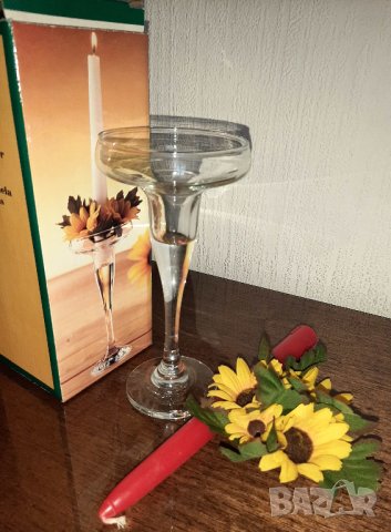 Декоративни стъклени свещници и подаръчни порцеланови чаши, снимка 5 - Декорация за дома - 44391259