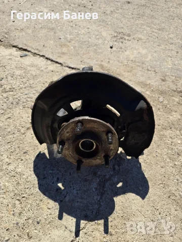 Предни дискове с накладки НОВИ (2000км) OEM TOYOTA AVENSIS T27 2.0 D-4D КОМБИ 2014, снимка 5 - Части - 56019860