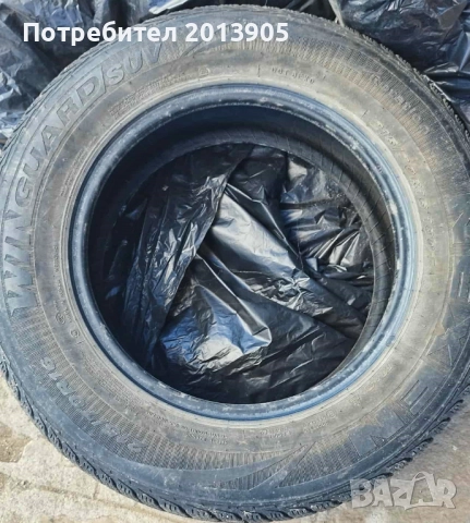 Зимни гуми за джип 215/70R16 100T, снимка 3 - Гуми и джанти - 52470396