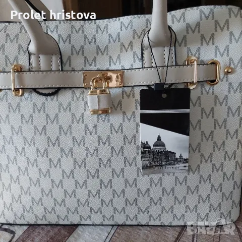 Нова дамска чанта,с 5 джоба