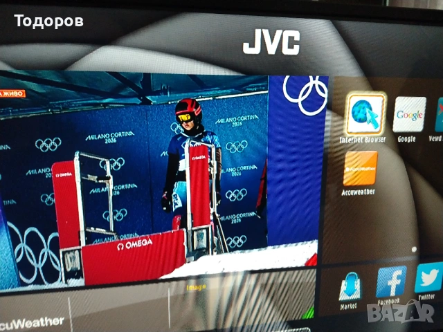 Телевизор JVC 32инча, снимка 3 - Телевизори - 53932557