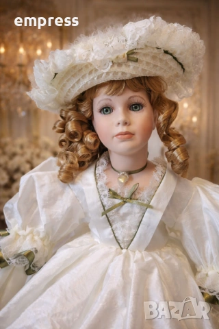 Порцеланова кукла Alberon Lady Helena , снимка 10 - Колекции - 52857849