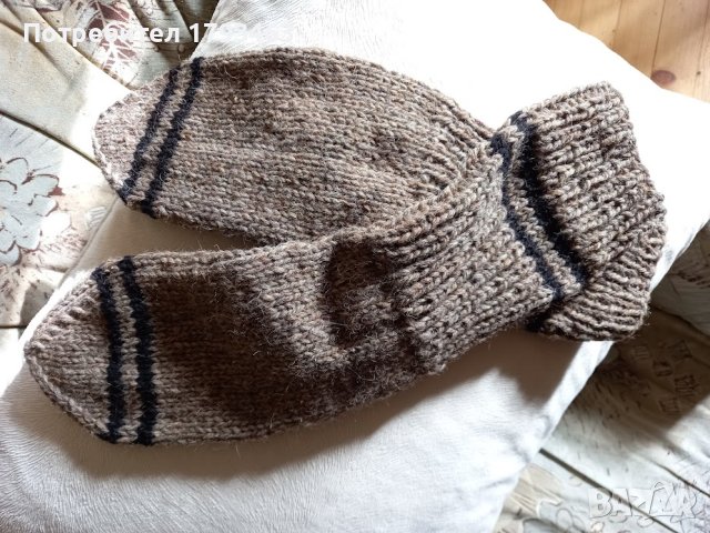 Ръчно плетени мъжки чорапи от вълна, размер 42, снимка 2 - Тениски - 42775464