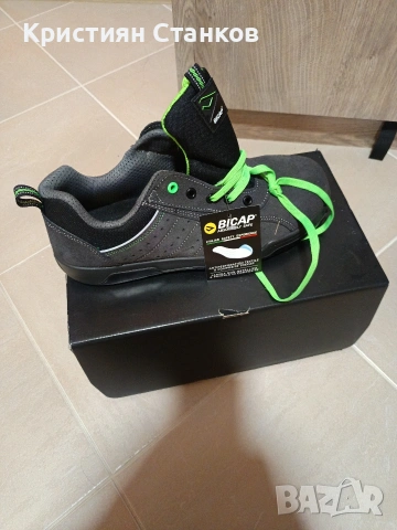 Работни обувки с бомбе. Bicap. 