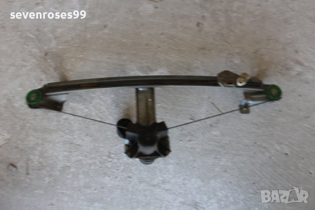 Машинка стъкло ръчна задна дясна Опел Вектра А 1.4i 1991 Opel Vectra A, снимка 4 - Части - 42834649