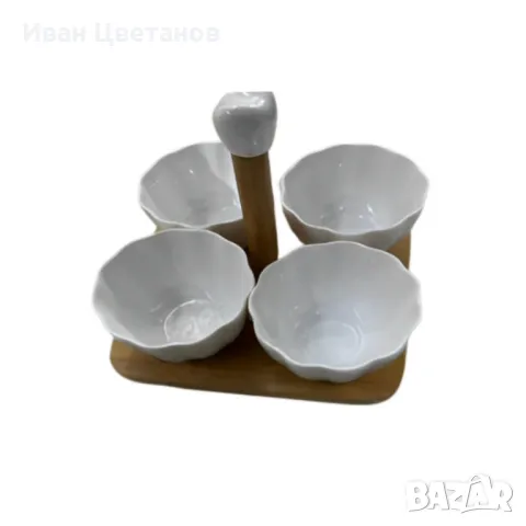 Елегантен комплект от 4 керамични купички с дървена стойка
