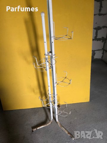 Саксийник само за 20 лв. Бял за 7 саксии. Намира се в Стара Загора. , снимка 1