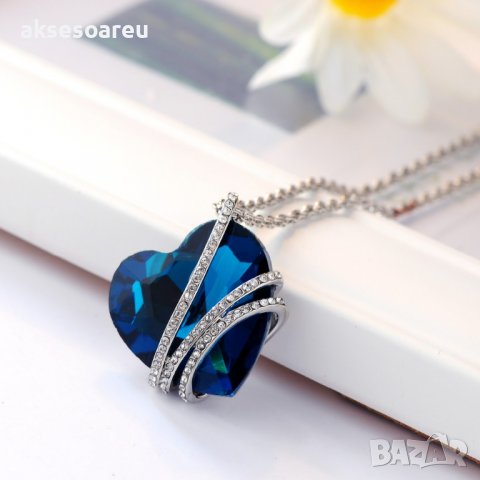 Дамско колие с висулка романтично чаровно синьо сърце кристал с посребрена верижка бижу верига мода 