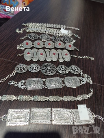 Елегантни гривни🥰, снимка 2 - Гривни - 50618621