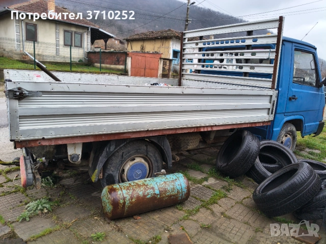 Мерцедес МБ100 Д , снимка 4 - Бусове и автобуси - 53936692