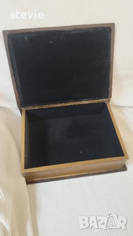 Кутия като книга "Отнесени от вихъра", снимка 3 - Антикварни и старинни предмети - 50720280