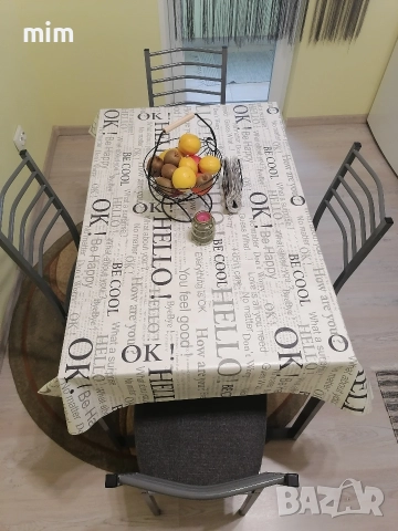 Кухненска маса стъклена и столове, снимка 4 - Столове - 52855036