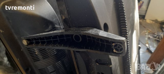 оригинална стойка телевизор Grundig модел 40 VLX 6100, снимка 5 - Стойки, 3D очила, аксесоари - 37233982