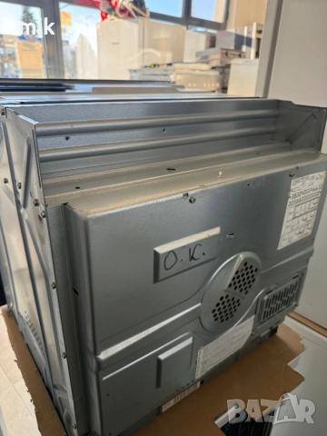 Бяла фурна с керамичен плот Bosch , снимка 9 - Печки, фурни - 52915322