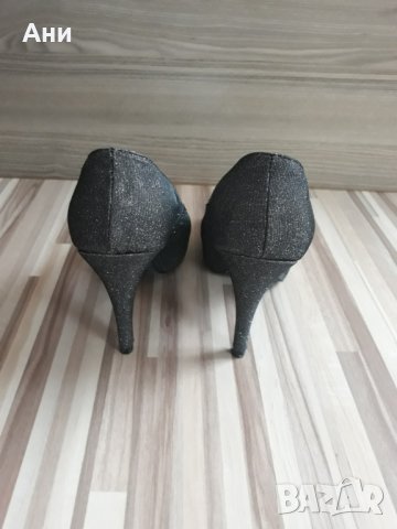 Дамски обувки НОВИ!, снимка 2 - Дамски обувки на ток - 30058637