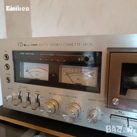 Касетен дек JVC KD-75 , снимка 2 - Декове - 55769524