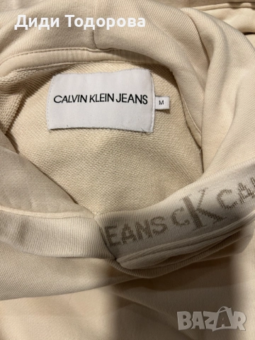Дамски суичър Calvin Klein Jeans с качулка, снимка 4 - Суичъри - 56214429