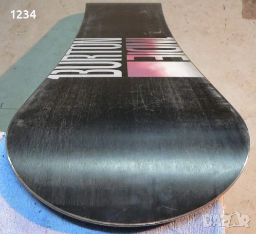 BURTON INDIE 158cm сноуборд в добро състояние, снимка 5 - Зимни спортове - 51845414