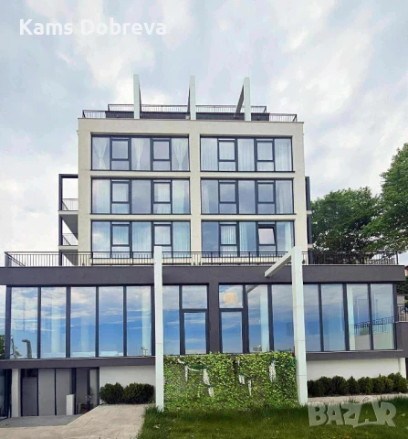 Апартамент с Спа център, снимка 1