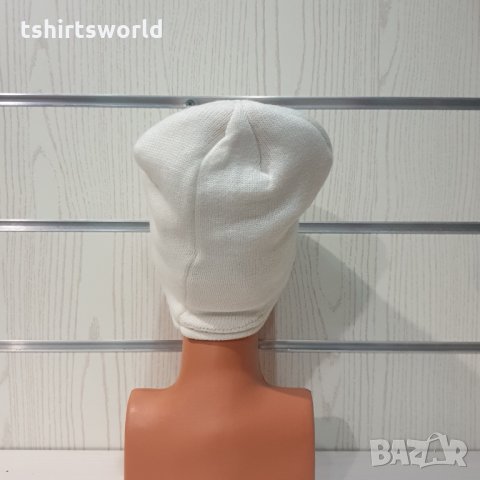 Нова зимна дамска шапка с камъчета в бял цвят, снимка 4 - Шапки - 35502359