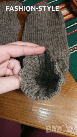 Вълнени чорапи домашно плетиво/терлици,елеци и всичко по поръчка плета, снимка 5 - Мъжки чорапи - 38718980