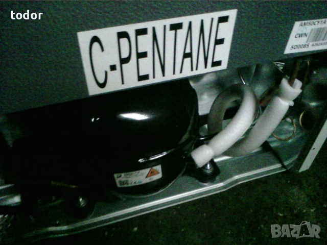 продавам нов хладилник марка краун, снимка 3 - Хладилници - 53923773