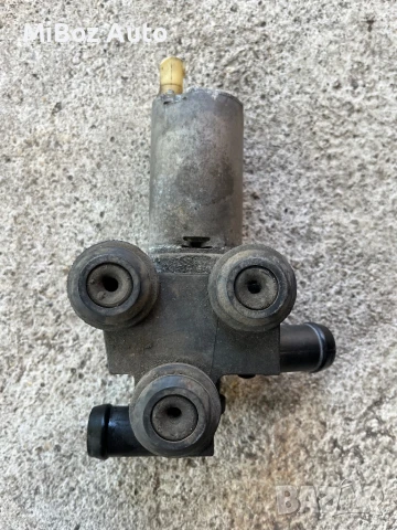 Допълнителна водна помпа БМВ Е90 91 BMW, снимка 2 - Части - 50650762