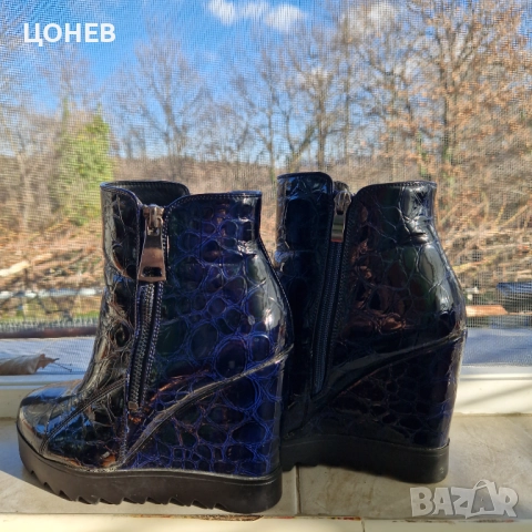 Дамски боти 37