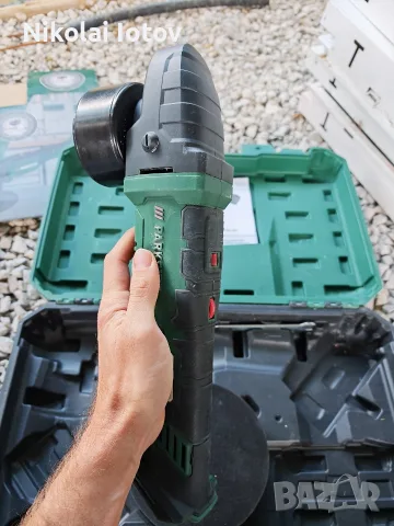 Полираща машина Parkside PPMAS 20-Li A-1, снимка 2 - Полирмашини - 56179079