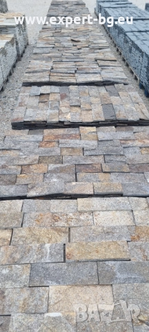 Естествен камък 