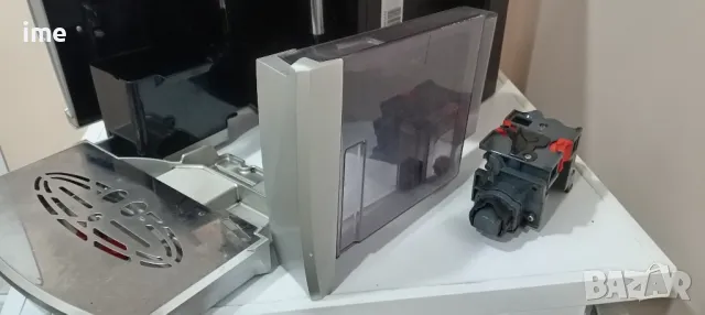 Кафеавтомат / кафемашина - робот. НОМЕР 18. Delonghi Magnifica ECO Type ESAM03.110.S., снимка 12 - Кафемашини - 48537304