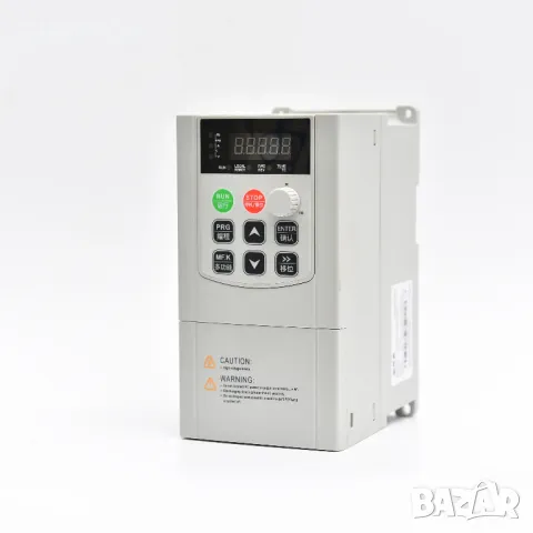 Соларен помпен инвертор работи БЕЗ Батерии монофазен 2.2kW пълна синусоида 