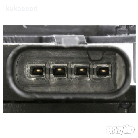 Брава за багажник за Mercedes C-Class W205 (S205), снимка 8 - Части - 54051572