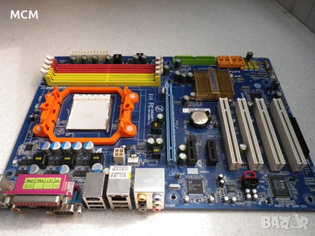 Дънна платка Gigabyte GA-M56S-S3, снимка 2 - Дънни платки - 40182624