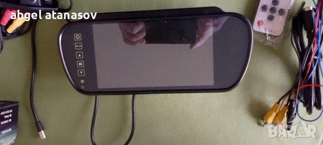 Продавам tft-lcd монитор в комплект с кмера за задни виждане за Honda accord , снимка 3 - Аксесоари и консумативи - 53122169