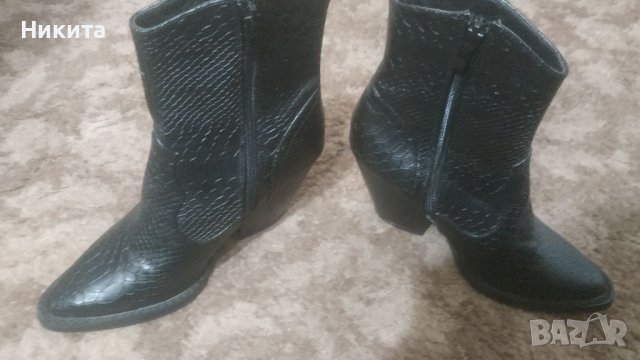 Топли боти крокодилска кожа 36 номер, снимка 3 - Дамски боти - 39189620