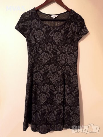 Рокля графитено сива с рози M-L размер