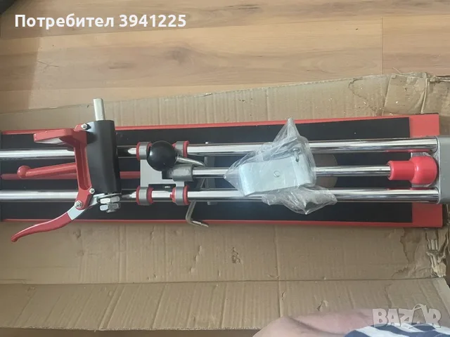 Ръчната резачка за плочки 0600 е