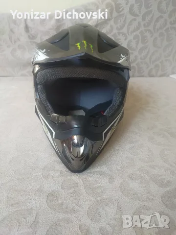 Продавам каска Monster, снимка 2 - Спортна екипировка - 55952526