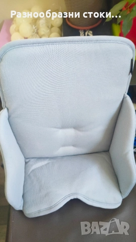 Възглавница за бебешко столче Hauck.