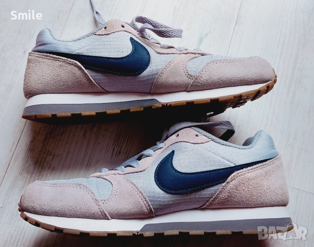 Маратонки дамски Nike MD Runner 2, снимка 6 - Маратонки - 52962061
