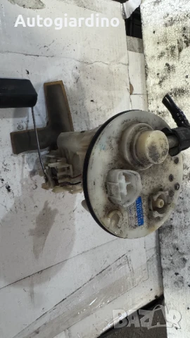 Горивна помпа за Toyota Corolla -  77020-12490 / 101961-7210