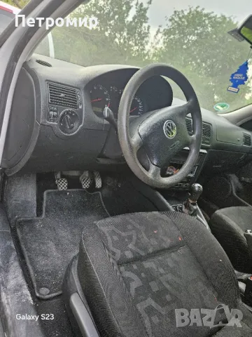 Голф 4 ,1.6 SR,101к.с.На части 0️⃣8️⃣9️⃣9️⃣5️⃣7️⃣7️⃣0️⃣6️⃣5️⃣, снимка 15 - Автомобили и джипове - 50251086