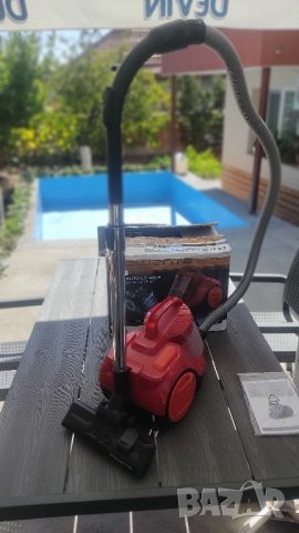 Прахосмукачка Rowenta Swift Power Cyclonic RO2913EA, снимка 5 - Прахосмукачки - 38326508