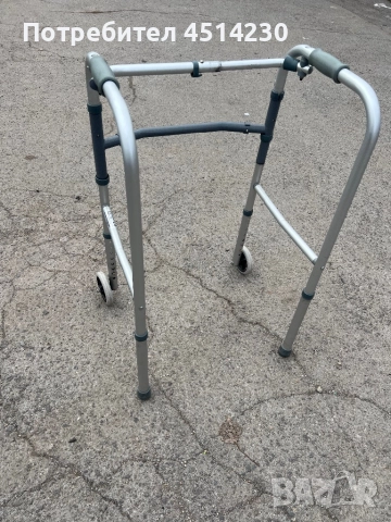 Проходилка с колела-стабилна и удобна, снимка 2 - Проходилки - 52879612