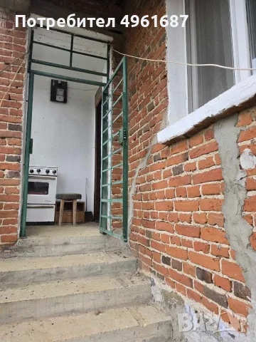Двуетажна къща с двор в с.Момина Църква, снимка 18 - Къщи - 56246409