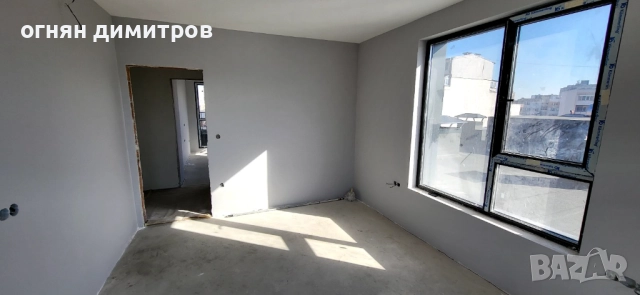  БОЯДИСВАНЕ с латекс . Извършваме шпакловка и боядисване на жилища  , снимка 14 - Бояджийски услуги - 38069320