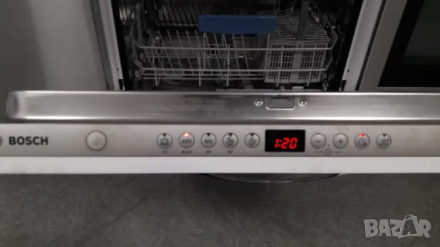 Съдомиялна Bosch за пълно вграждане 60см, снимка 2 - Съдомиялни - 48968868