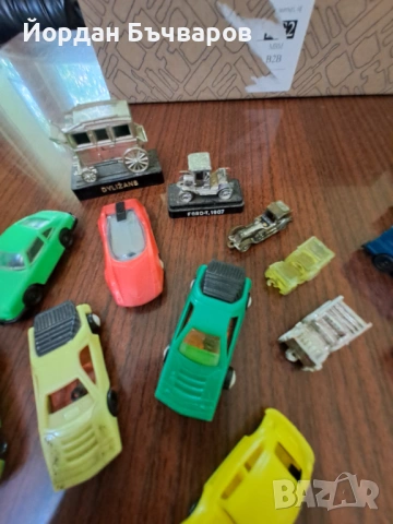 20бр. стари колички ретро играчки, снимка 4 - Колекции - 54320122